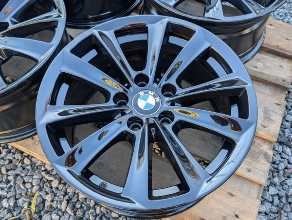 BMW 17" F10 F11 8J IS30