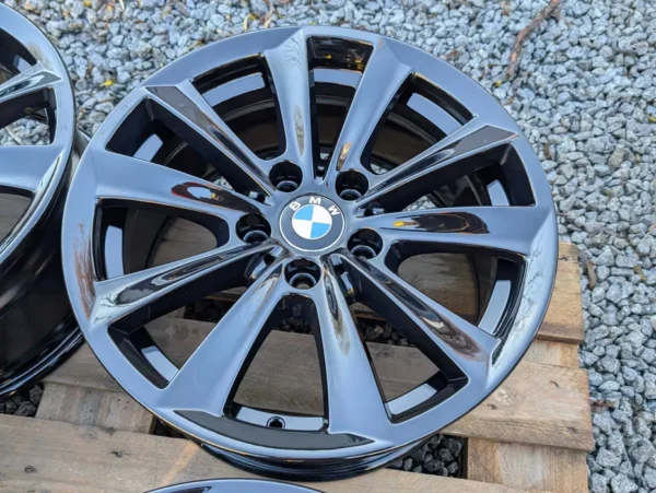 BMW 17" F10 F11 8J IS30