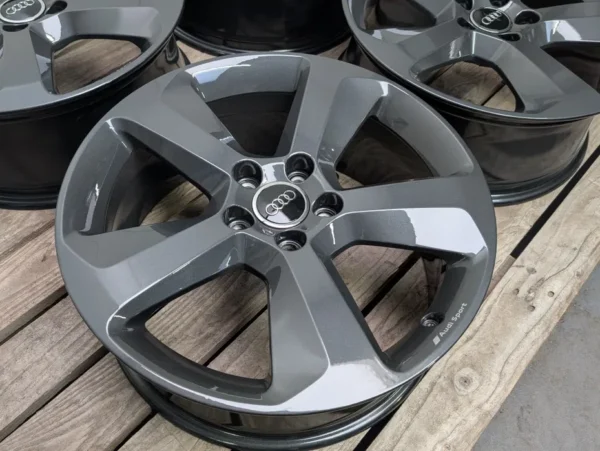 Audi Q3 Q2 A3 18" 5x112 7J ET43