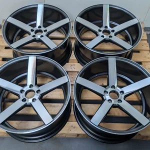E36K-100 image 1 Vossen 20" 10J ET35 Concave VW Audi Mercedes Skoda