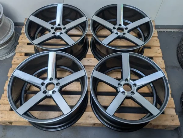 Vossen 20" 10J ET35 Concave VW Audi Mercedes Skoda
