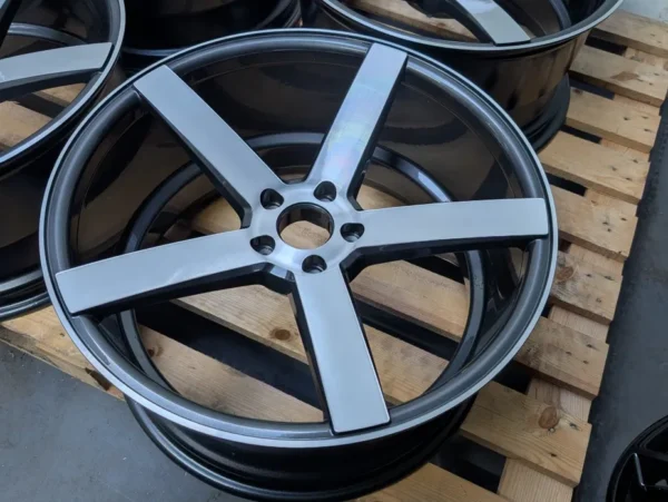 Vossen 20" 10J ET35 Concave VW Audi Mercedes Skoda
