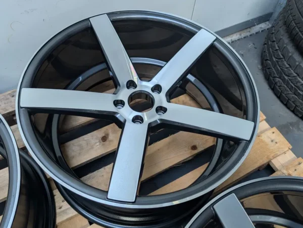 Vossen 20" 10J ET35 Concave VW Audi Mercedes Skoda