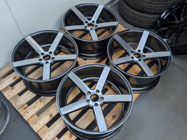 Vossen 20" 10J ET35 Concave VW Audi Mercedes Skoda