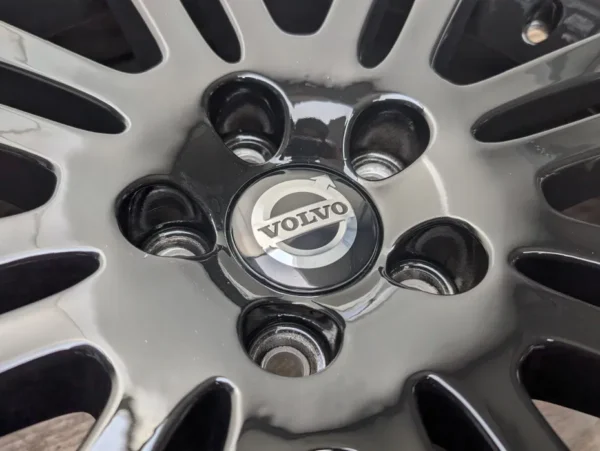 E36K-108 image 6 Volvo XC90 19" 5x108 8J ET49