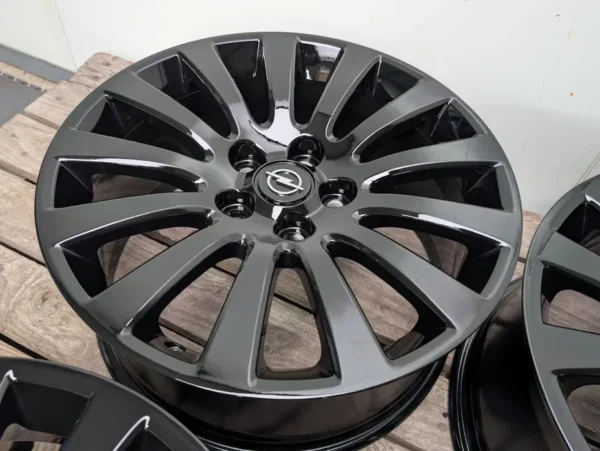 Opel Insignia 18" 5x120 8J ET42