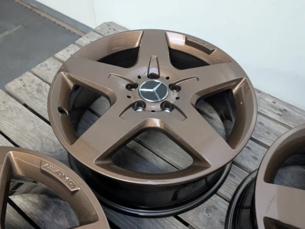 E36K-110 image 4 Mercedes GLA 18" 5x112 AMG 7J ET46
