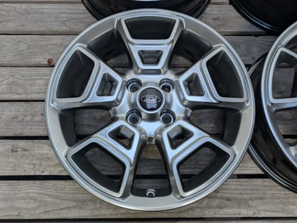 Ford EcoSport B max Fiesta 17" 7J ET37.5 4x108