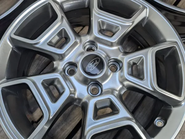 Ford EcoSport B max Fiesta 17" 7J ET37.5 4x108