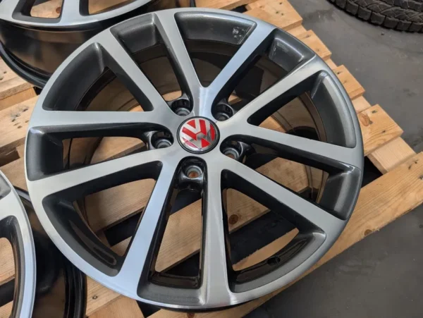 E36K-113 image 2 VW Golf Jetta Caddy 18" 5x112 7.5J ET51