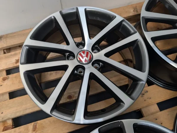 E36K-113 image 4 VW Golf Jetta Caddy 18" 5x112 7.5J ET51