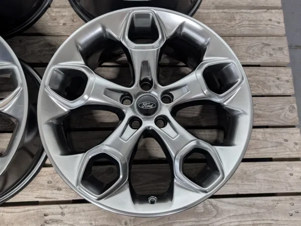Ford Kuga 19" Mondeo Escape 5x108 8J ET52.5