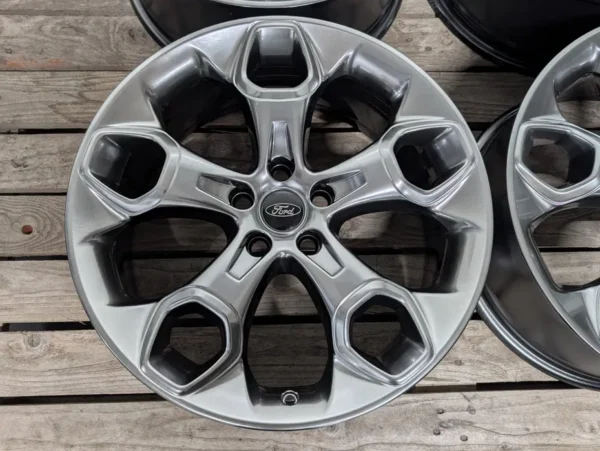 Ford Kuga 19" Mondeo Escape 5x108 8J ET52.5