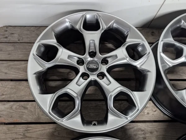 Ford Kuga 19" Mondeo Escape 5x108 8J ET52.5