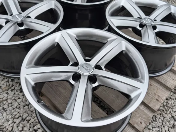 E36K-128 image 7 Audi A5 18" 8T0 Sline 8.5J ET29 OEM