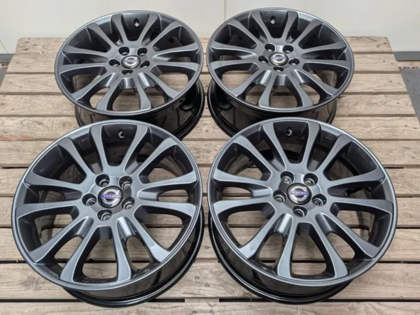 E36K-137 image 1 Volvo 18" 5x108 7.5J ET55 XC60 XC70