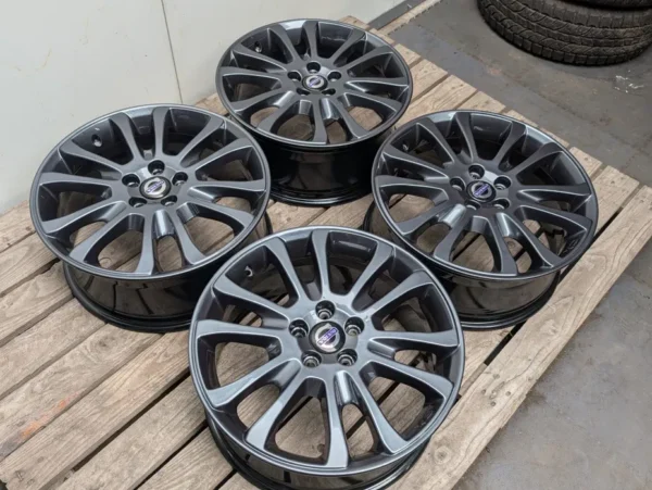 E36K-137 image 6 Volvo 18" 5x108 7.5J ET55 XC60 XC70