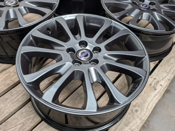 E36K-137 image 7 Volvo 18" 5x108 7.5J ET55 XC60 XC70