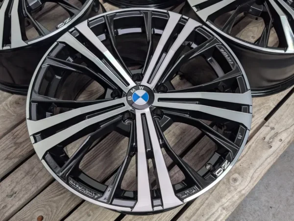 E36K-140 image 3 OZ 19" 5x120 BMW 9J ET40 X3 X5 F10 F11 E90 F30
