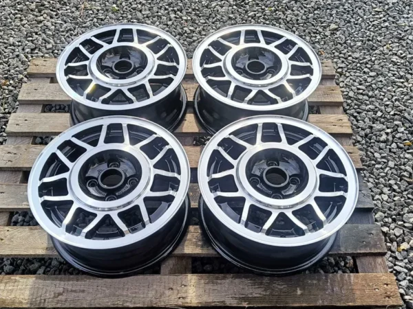 E36K-144 image 3 VW Golf 1 MK1 Avus Snowflake 14" 4x100 ET38