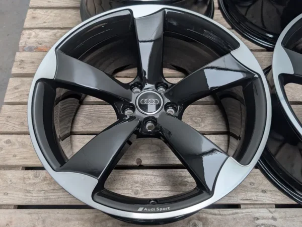 Audi S5 RS5 20" Rotor 8T0 ET26 9J