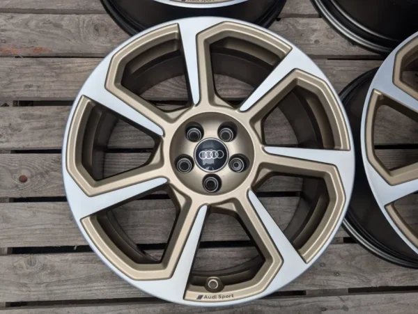 E36K-147 image 4 Audi A1 18' 5x100 7.5J ET46 Audi Sport
