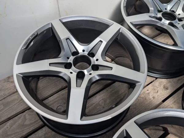 E36K-151 image 4 Mercedes 18" AMG 5x112 SLK A172