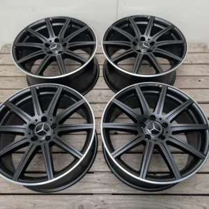 Mercedes AMG E63 19" 5x112 9J ET37