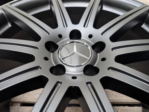 E36K-157 image 7 Mercedes AMG E63 19" 5x112 9J ET37