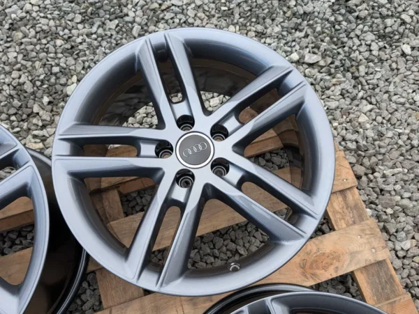 Audi A6 A4 A7 18" 5x112 8J ET39