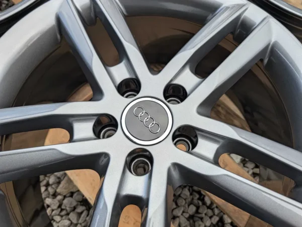 Audi A6 A4 A7 18" 5x112 8J ET39