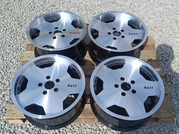 E36K-161 image 1 RH Monoblock BMW 17" 5x120 E36 E46 E87 E88