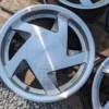 Momo Pulsar 15" 4x100 VW Golf Jetta Honda 7J ET25
