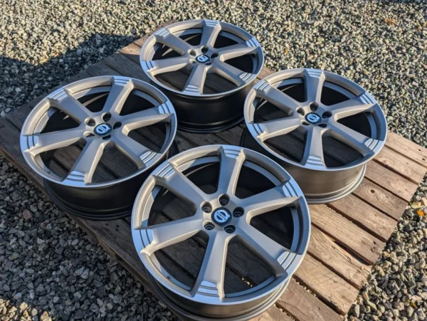 E36K-166 image 6 Volvo XC60 XC70 20" Candor 5x108 8J ET55