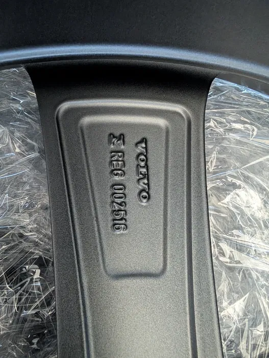 E36K-166 image 8 Volvo XC60 XC70 20" Candor 5x108 8J ET55