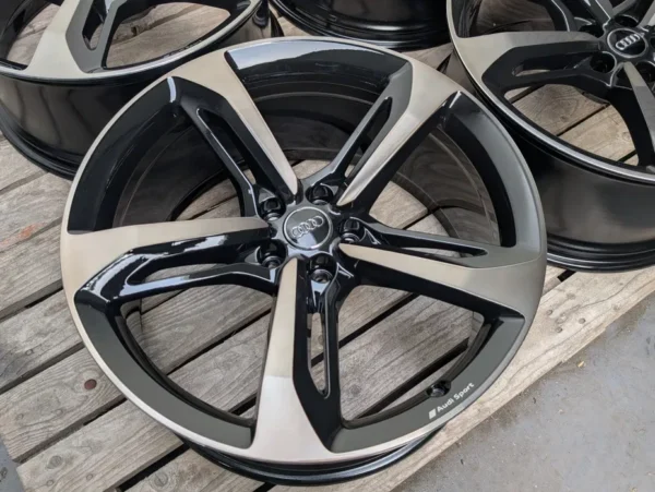 E36K-169 image 2 Audi 21" 9.5J ET31 BBS 4M0 Q7 SQ7 RS6