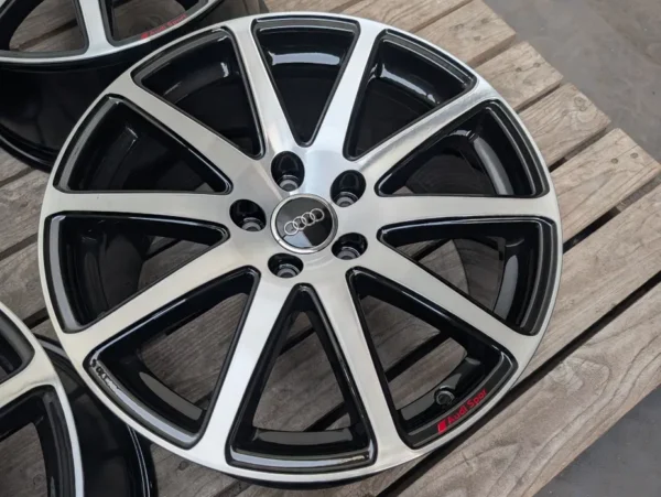 Audi TT 18" 8J0 9J ET52 Audi Sport