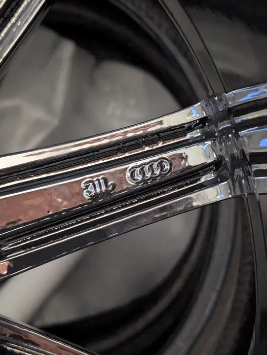 Audi TT 18" 8J0 9J ET52 Audi Sport