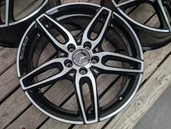 E36K-172 image 3 Mercedes A176 A Class CLA 18" 5x112 AMG