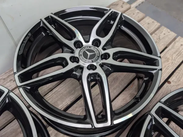 E36K-172 image 5 Mercedes A176 A Class CLA 18" 5x112 AMG
