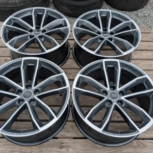 Audi A4 A5 8W0 Sline 19" 5x112 ET32