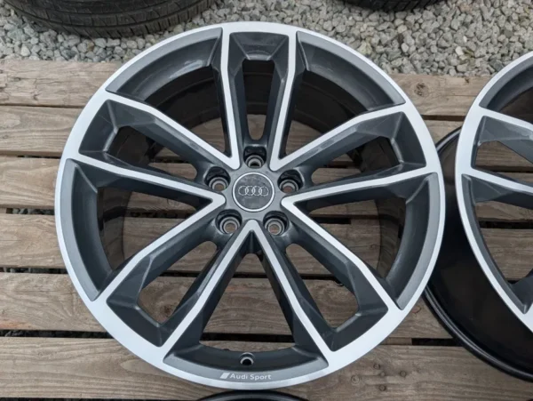 E36K-175 image 4 Audi A4 A5 8W0 Sline 19" 5x112 ET32