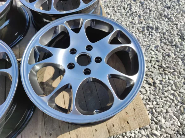 E36K-178 image 3 RH 17" 5x115 Opel Chevrolet 8J ET40