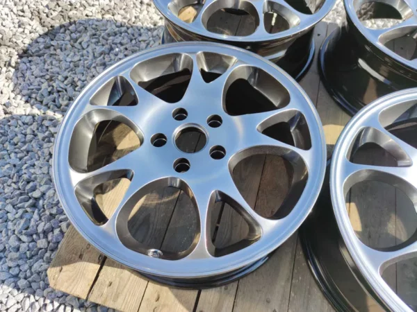 E36K-178 image 4 RH 17" 5x115 Opel Chevrolet 8J ET40
