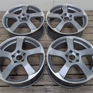 DOTZ 18" 5x112 ET45 Golf Leon A3
