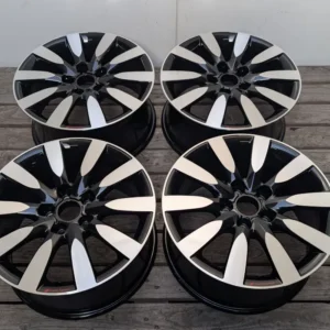 Audi A4 B8 17" 5x112 8J ET47 S line