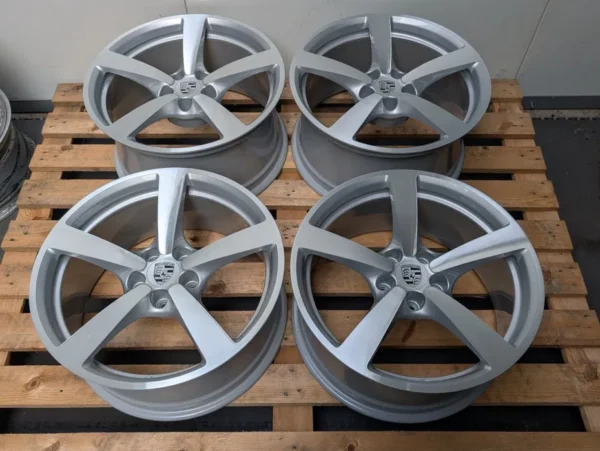 Porsche Macan 18" 5x112 8J 9J ET21