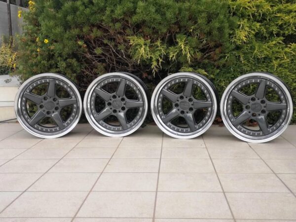 E36FB-004 image 2 AC Schnitzer Type 2 18" 8.5J