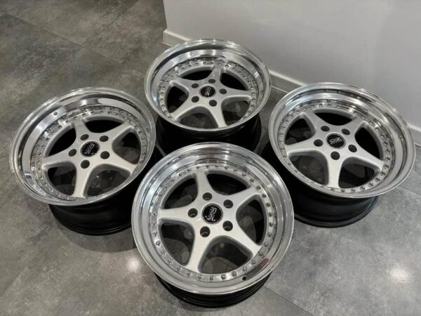 E36FB-017 image 3 OZ Mito 17" 3-Piece 5x120 9J / 10J