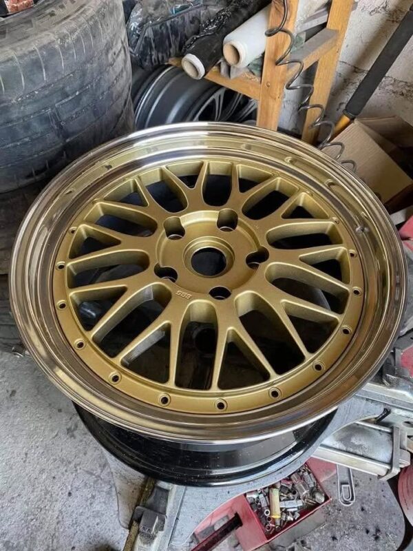 E36FB-035 image 4 BBS LM130 18" 9J ET50 5x130